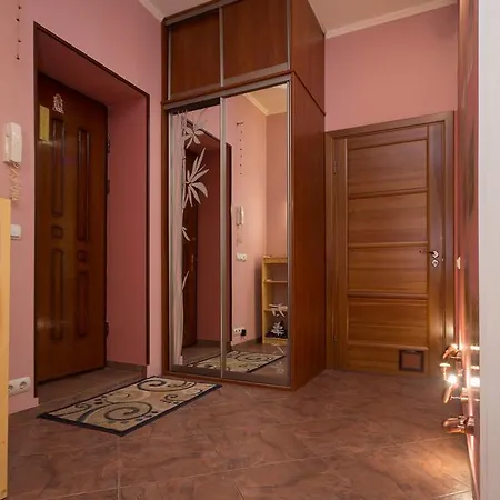 Стильные Апартаменты Центр,Вокзал Apartament Mińsk
